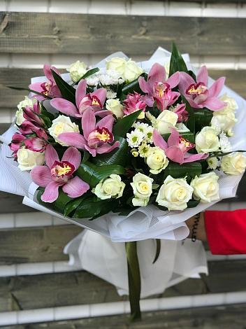 Букет цветов из: Розы и Хризантемы в Мармашах