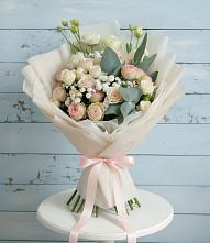 Букет цветов из:  Розы и Лизиантусы #REPLACE_PRED# Мармашах