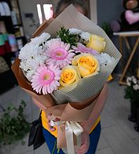 Букет цветов из:  Герберы, Розы и Хризантемы в Мармашах