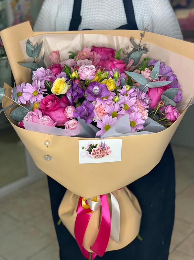 Букет цветов из: Хризантемы, Гвоздики и Альстромерии в Мармашах