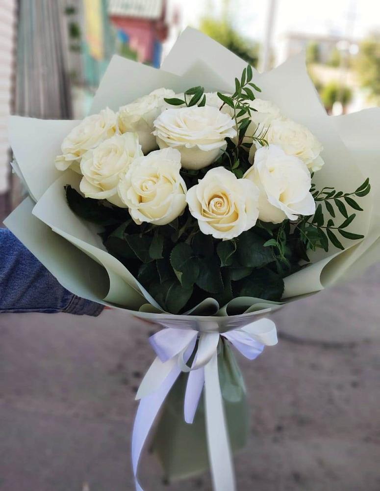 Букет Белые розы Проуд в Мармашах