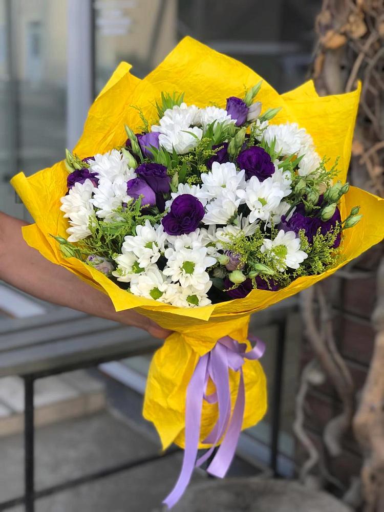 Букет цветов из: Ирисы, Хризантемы и Ромашки в Мармашах
