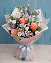 Букет цветов из:  Лизиантусы, Розы, Альстромерии и Гипсофила в Мармашах