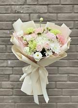 Букет цветов из:  Гвоздики, Розы, Лизиантусы и Хризантемы в Мармашах