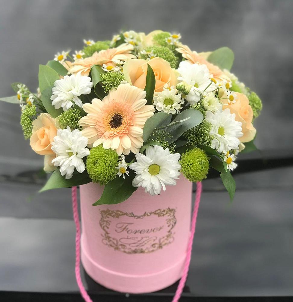 Цветочная композиция из Розы, Герберы и Хризантемы в шляпной коробке в Мармашах